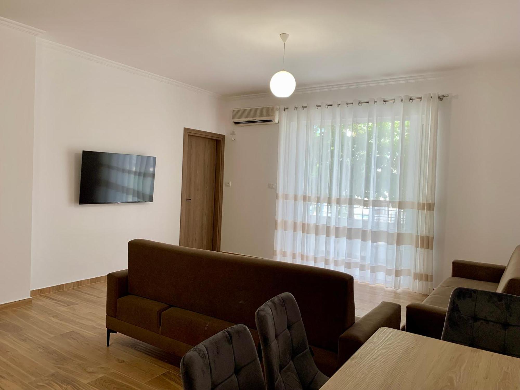 Maxus Apts Sarandë