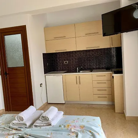 Maxus Apts Sarande Exterior photo