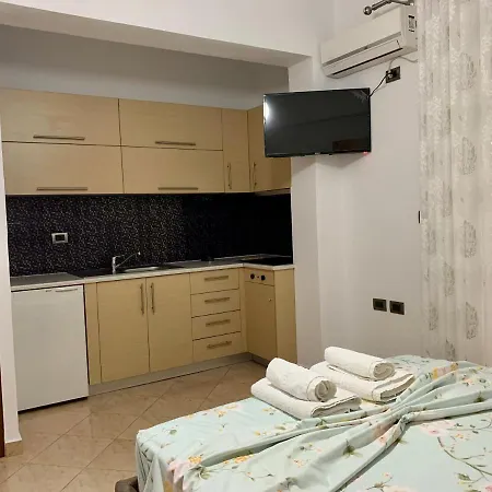 Maxus Apts Sarande Exterior photo