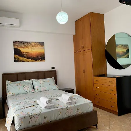 Maxus Apts Sarande Exterior photo