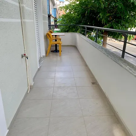 Maxus Apts Sarande Exterior photo