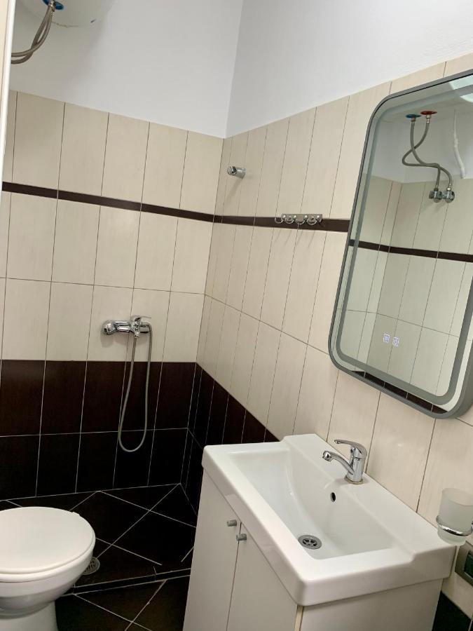 Maxus Apts Sarande